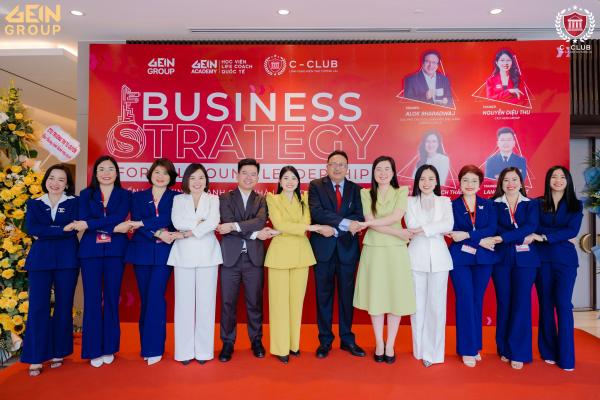 TIẾN SĨ ALOK BHARADWAJ QUAY TRỞ LẠI VIỆT NAM: ĐỒNG HÀNH CÙNG HÀNG NGŨ C-CLUB TẠI KHOÁ HỌC BUSINESS STRATEGY FOR ALL-ROUND LEADERSHIP