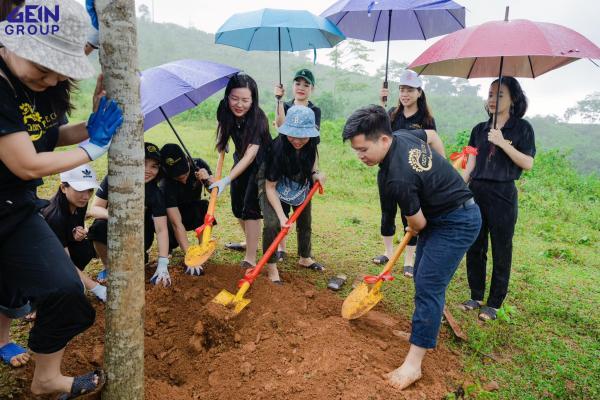 NHỮNG MẦM CÂY ĐẠI DIỆN CHO KHÁT KHAO PHÁT TRIỂN MẠNH MẼ ĐÃ ĐƯỢC VUN TRỒNG TẠI LÀNG GEIN